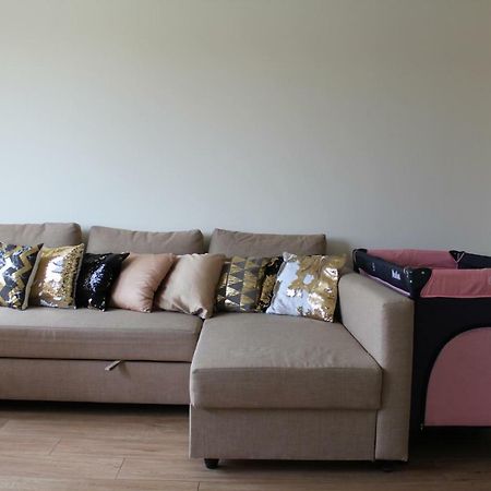 شقة وارسو  في Apartament 69 Metro المظهر الخارجي الصورة